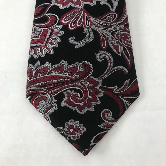 Silk Tie NWT Scotchguard Stain Resistant Red Black Silver Paisley Tie - Picture 5 of 12